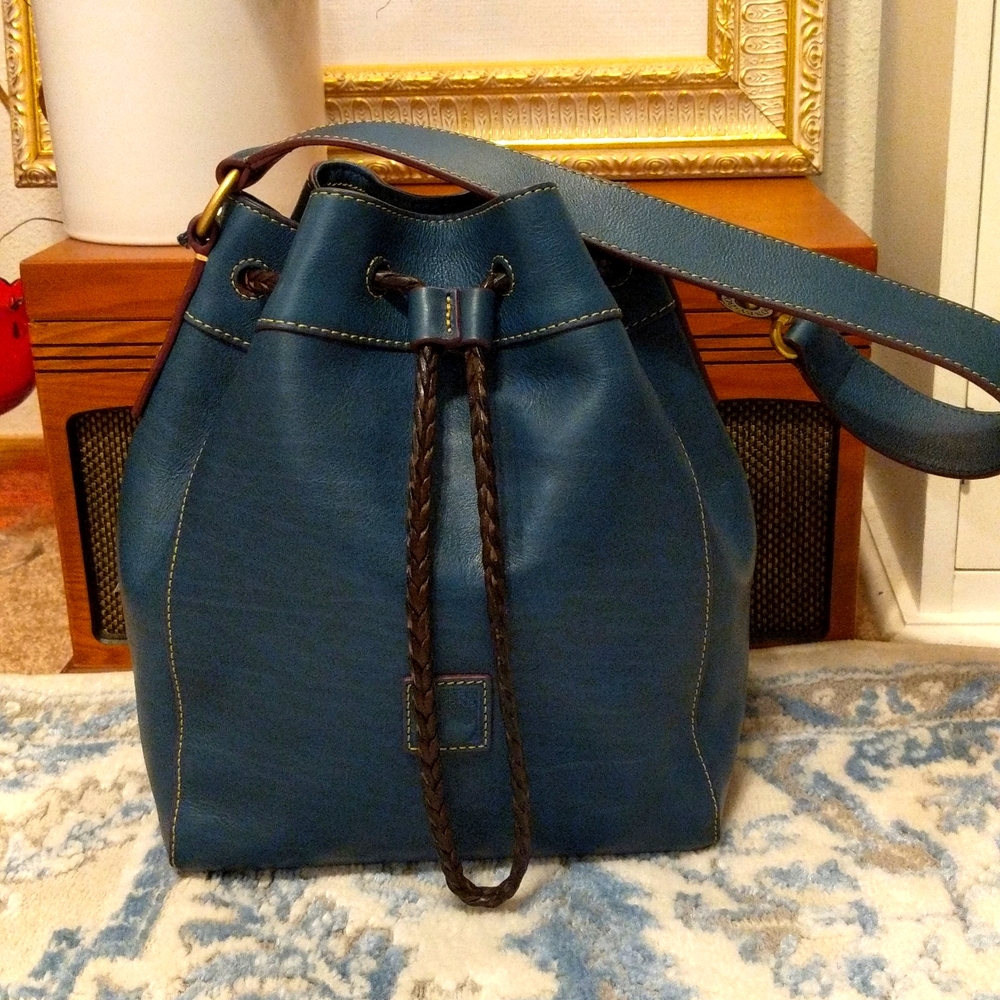 **NWT** Dooney and Bourke Florentine Hattie- denim!